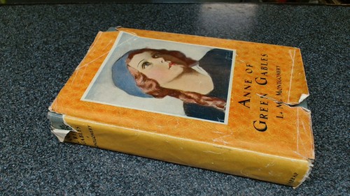 Anne green gables - green, l.m