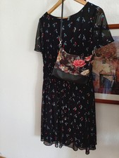 Wunderschönes Kleid von