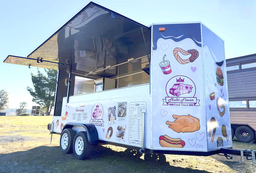 Foodtruck imbissanhänger - foodtruck,