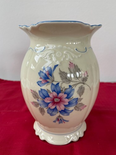 Porzellan vase mit - porzellan,,
