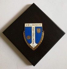 Plakette auf Holzplatte Uelzener Heidelauf 1956 ADAC Email Emblem Sammler