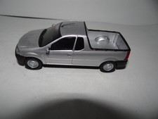 ELIGOR DACIA LOGAN PICK UP SILBER PRITSCHE MODELLAUTO 1:43 SAMMLER MODELL