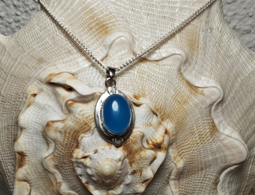 Edelstein blauer chalzedon - edelstein,