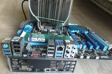 ASUS P9X79-E WS  / Pentium i7