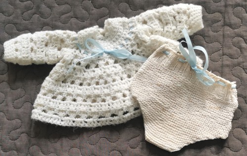 Süsses altes puppenoutfit - altes,