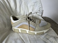 VIC MATIE***Gr.41**SNEAKERS**beige-hellbraun**TRAUM