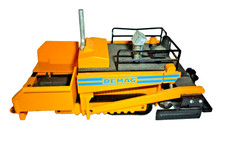 NZG Metallmodell Baumaschine 231 Demag Straßendeckenfertiger  1:50