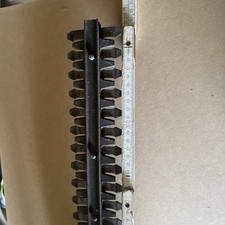 elektrische Heckenschere von Black & Decker HT40 - 40 cm Schwert