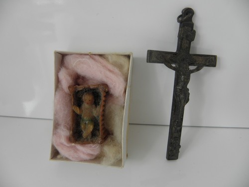 Uraltes kruzifix metall - uraltes,