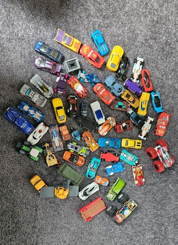 Spielzeug autos konvolut 59 - -,