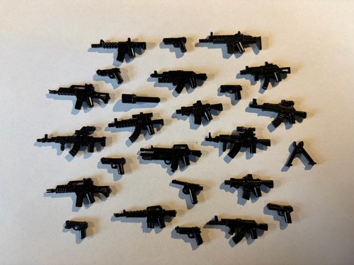 Waffen und ausrüstung - und,