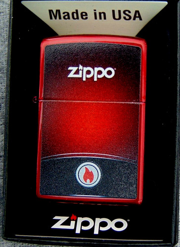 Zippo feuerzeug red and black - red,