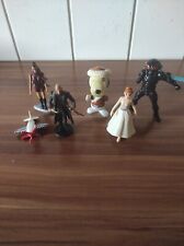 Spielzeugfiguren Star Trek , Snoopy , Kinderüberraschung , Flugzeug