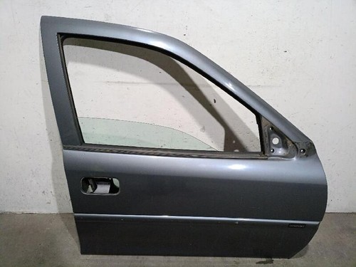 124580 tür vorne rechts opel - tür,