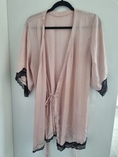 H&M Morgenmantel Satin rosa rose schwarze Spitze M Bindegürtel Kimono Bademantel