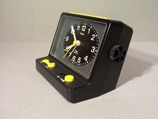 Kundo Quartz Wecker, frühes West Germany Modell, stylisch!