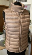 Wundervolle NEUE Goldene FEDERLEICHTE Sommer Daunenjacke Weste Closed 36 38 S