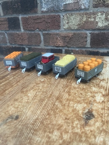 Thomas the tank engine - thomas,