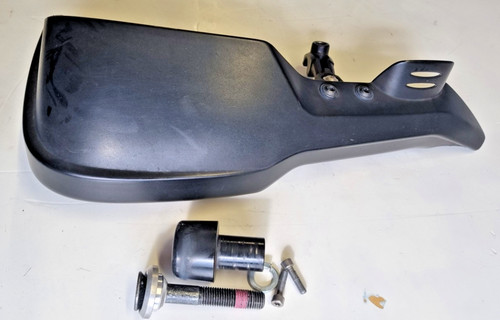 7667686 handguard right right