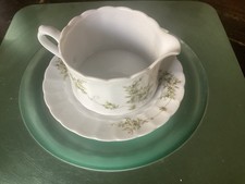 Eschenbach Sauciere Grüne Ranke Brunhilde mit Unterteller wie neu