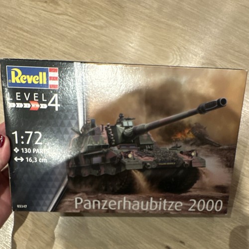 Revell panzerhaubitze 2000 - revell,