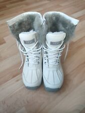 UGG Adirondack 37