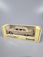 Altes Modellauto Tschaika GAZ-13 Limousine Metall OVP Vintage