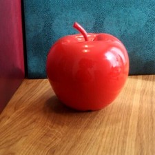 #113 Art In The City Fruits Apfel, Farbe Rot Artobjekt mit Funktion Apple iPhone