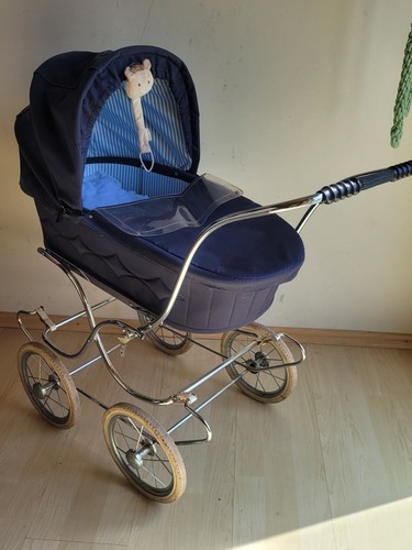 Sehr alter retro puppenwagen - sehr,