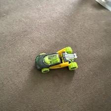 Ferrero-Ü-EI/Überraschungsei