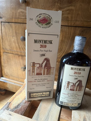Velier rum 2010 - velier, monymusk