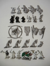 25x Ral Partha, Grenadier