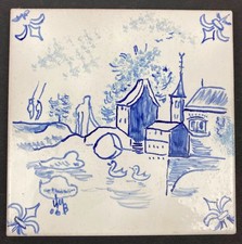 Kachel blauweiß handbemalt und signiert Delfter blau Hollandfliese