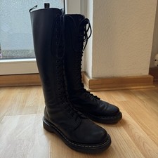 Dr. Martens Stiefel, Größe