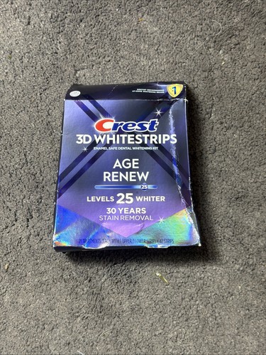 New crest whitestrips age - new, 3d