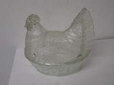 Riesige antike Glashenne