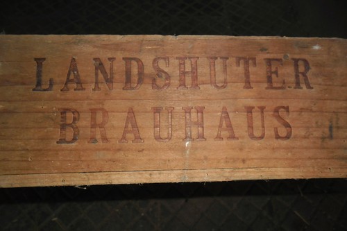 Holzkiste landshuter brauhaus - holzkiste,