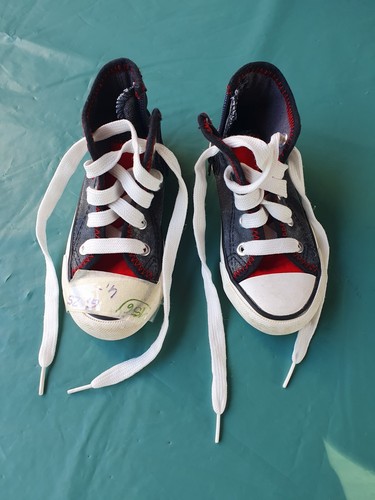 Kinder schuhe mid - kinder, cut,