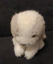 Kleines Stoffhündchen