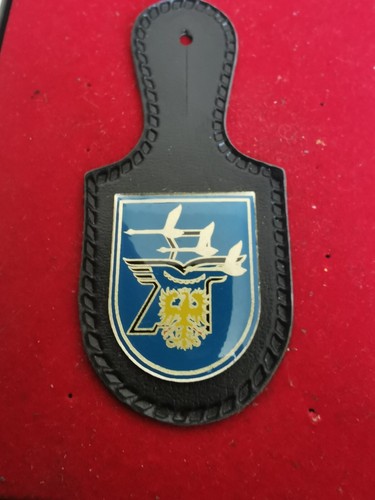 Brustanhänger