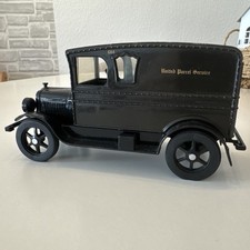 Hermann Marketing United Parcel Service UPS 1927 White light Delivery Vehicle