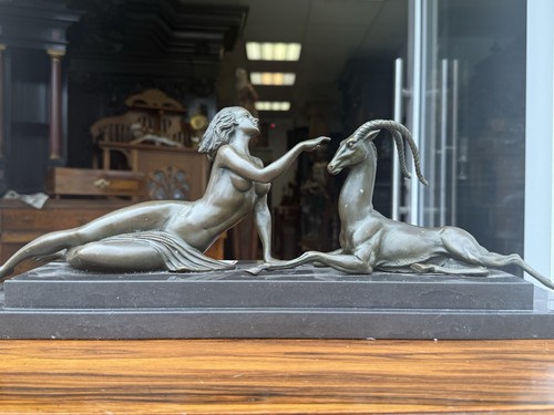 Bronze skulptur akt modell auf - akt,