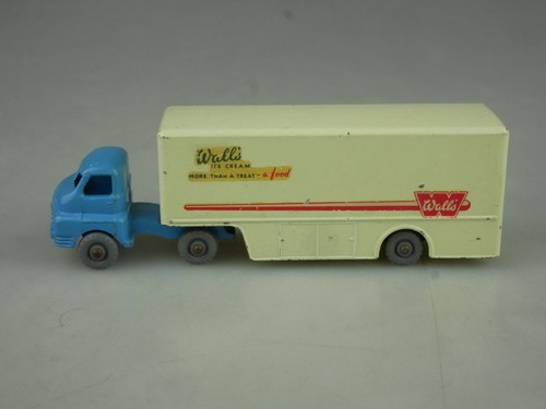 02a bedford ice cream truck - cream,