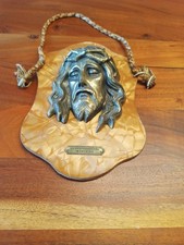 Alte religiöse Jesus Kopf auf funiertes Holz und Messing