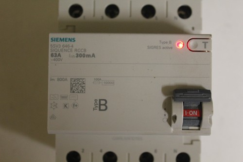 Siemens 5sv3 646 e2 - 5sv3, 646-4/e2