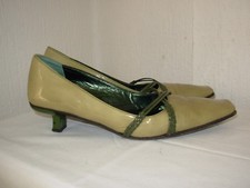 STÉPHANE KELIAN Lackleder