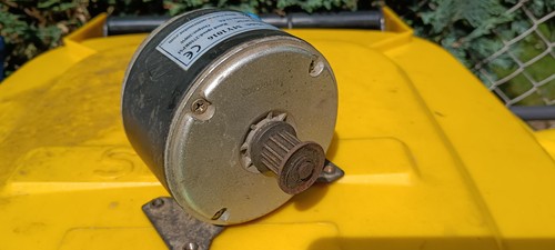 Elektromotor 1016 vdc - elektromotor, my