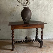 Kleiner Barocktisch, England