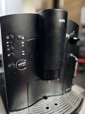 AEG CaFamosa Kaffeevollautomat, Schwarz DEFEKT