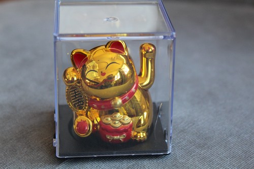 Maneki neko winkekatze mit - maneki-neko,